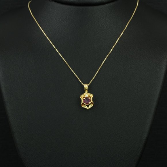 Vintage 14K Yellow Gold Ruby and Diamond Anniversary / Birthstone Pendant Charm - Picture 4 of 5